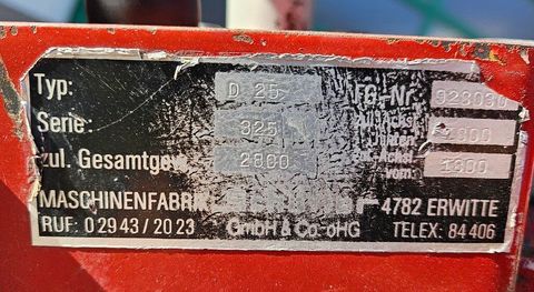 [3258-6406306-6.jpg]