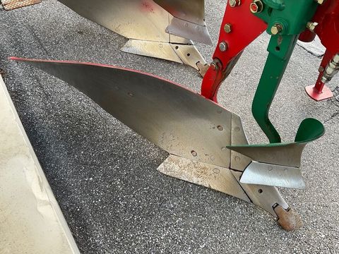 [3260-5119651-7.jpg]