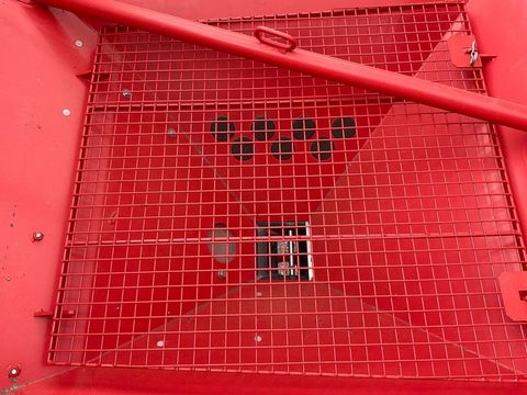 [3260-5753660-9.jpg]