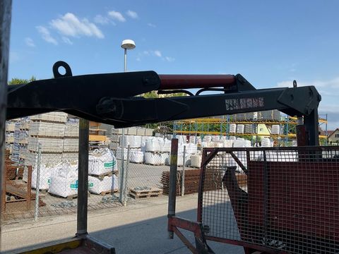 [3260-5829083-8.jpg]