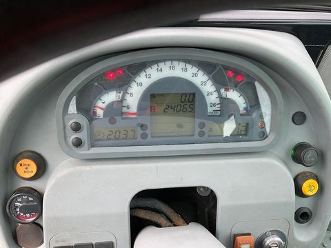 [3260-5981758-10.jpg]