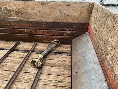 [3260-6391437-7.jpg]