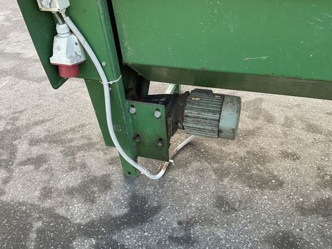 [3260-6421419-8.jpg]