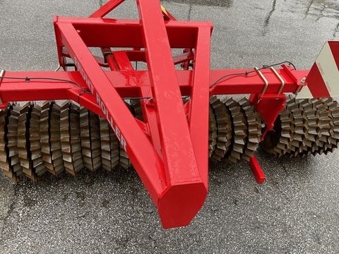 [3260-6474623-6.jpg]