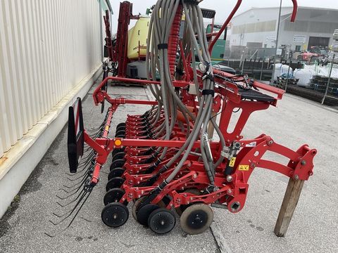 [3260-6484902-5.jpg]