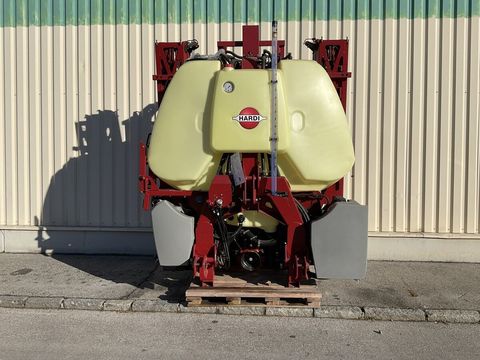 [3260-6498645-4.jpg]