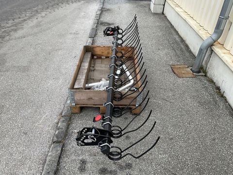 [3260-6503497-5.jpg]