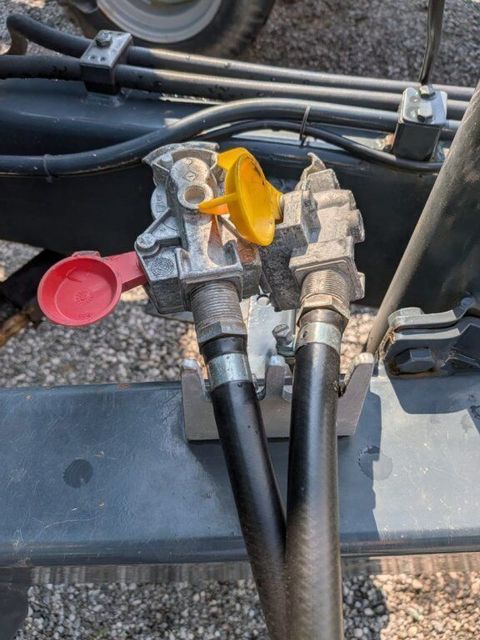 [3290-6888709-7.jpg]