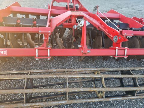 [3293-4888817-7.jpg]