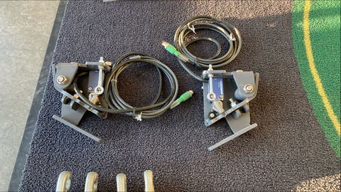 [3293-5075807-6.jpg]