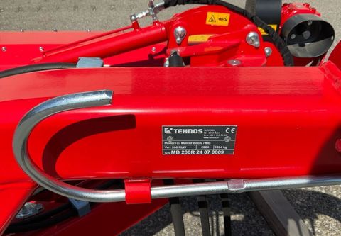 [3293-5595047-8.jpg]