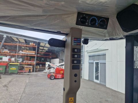 [3293-6172787-12.jpg]