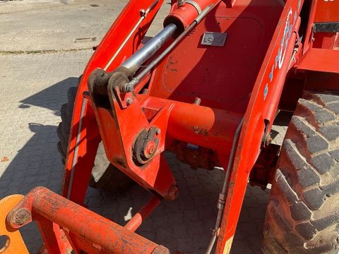 [3293-6243915-6.jpg]