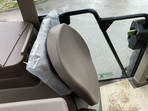 [3293-6462501-24.jpg]