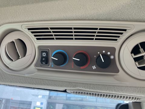 [3293-6652214-12.jpg]