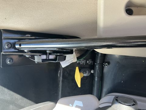 [3293-6652214-27.jpg]