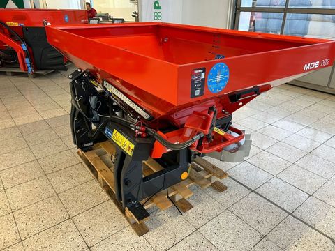 [3293-6660564-10.jpg]