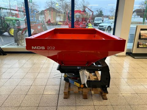 [3293-6660564-4.jpg]