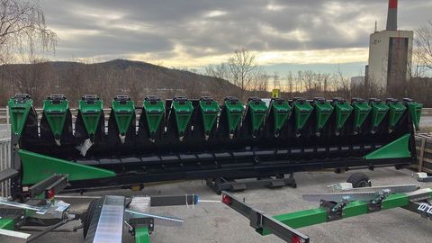 [3293-6682288-4.jpg]