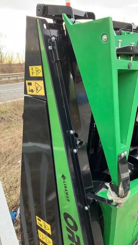 [3293-6682288-6.jpg]