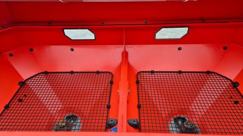 [3293-6703246-7.jpg]