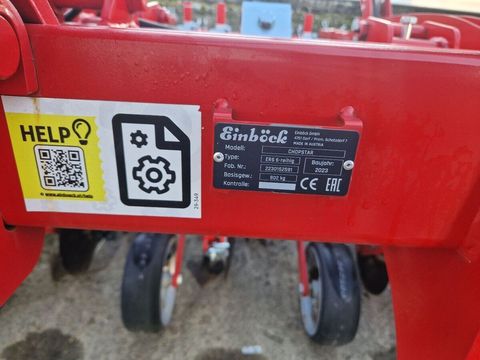 [3293-6757558-3.jpg]