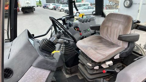 [3293-7137126-4.jpg]