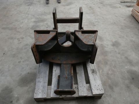 [3342-3530225-3.jpg]