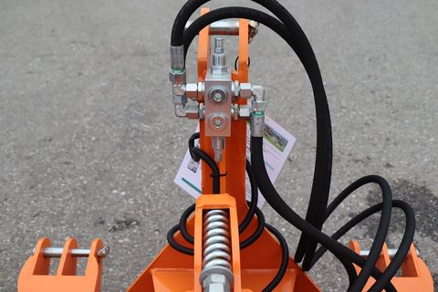 [3342-3822842-7.jpg]