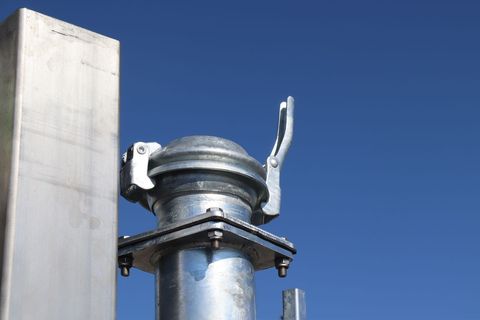 [3342-4043868-11.jpg]