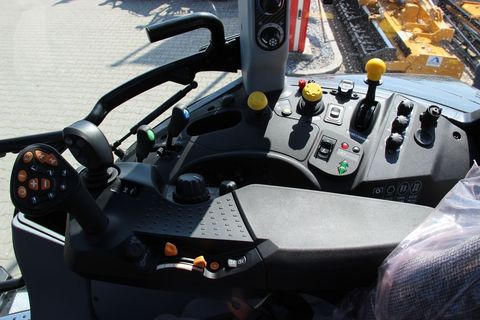 [3342-4208193-10.jpg]
