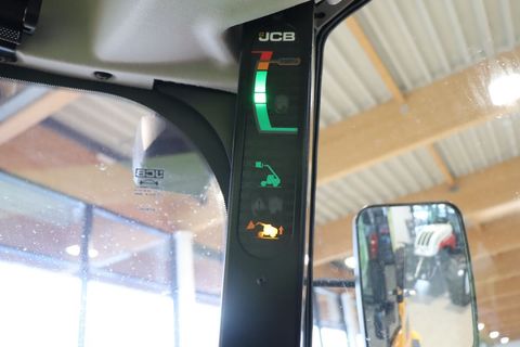 [3342-4412987-17.jpg]