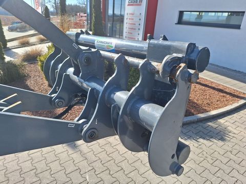 [3342-5274176-11.jpg]