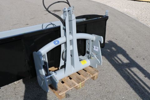 [3342-5449504-17.jpg]