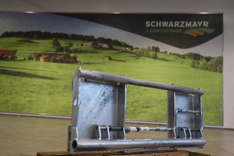 [3342-5554655-3.jpg]