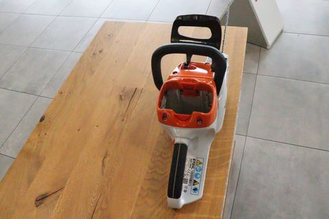 [3342-5559642-6.jpg]
