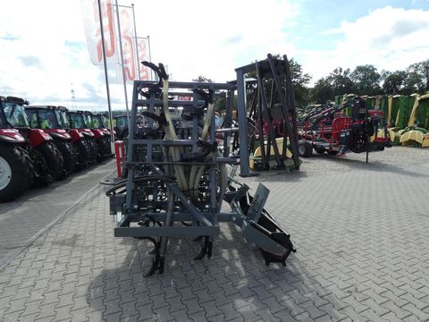 [3342-5581638-5.jpg]