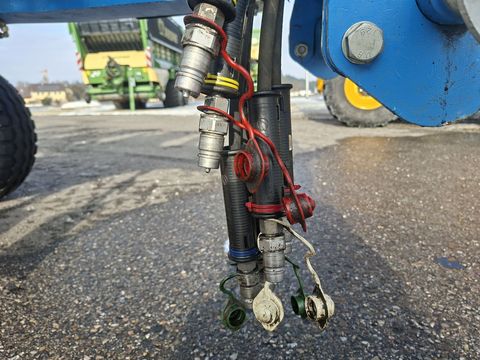 [3342-5615842-10.jpg]