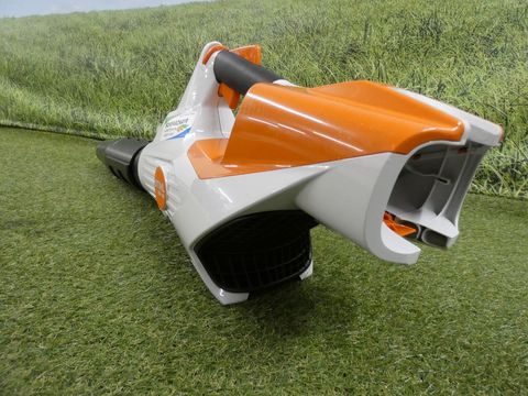 [3342-5651591-4.jpg]