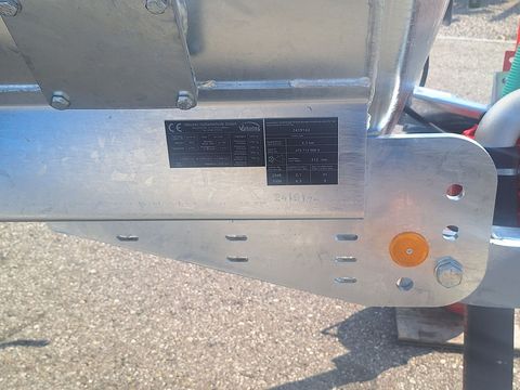 [3342-5661522-13.jpg]