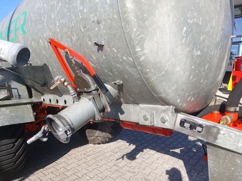 [3342-5667951-11.jpg]