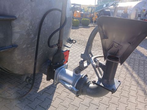 [3342-5667951-5.jpg]