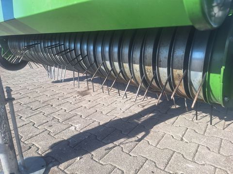 [3342-5696798-12.jpg]