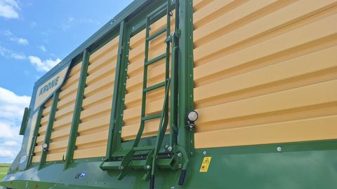 [3342-5781339-15.jpg]