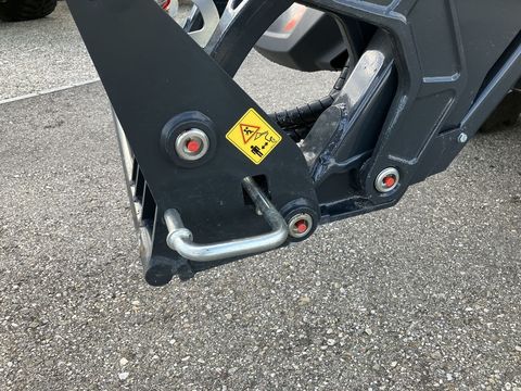 [3342-5875735-5.jpg]