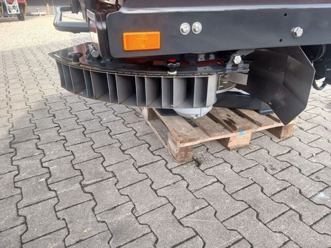 [3342-5985894-5.jpg]