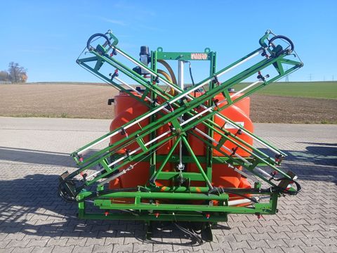 [3342-6069367-4.jpg]