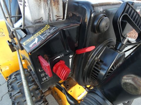 [3342-6239102-5.jpg]