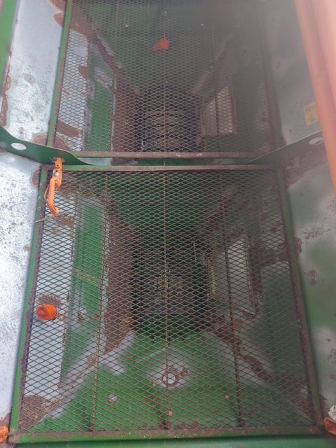 [3342-6243417-6.jpg]