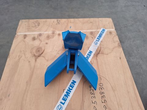 [3342-6285838-5.jpg]